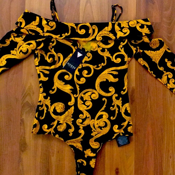 Guess Tops - Picture 2 of 5